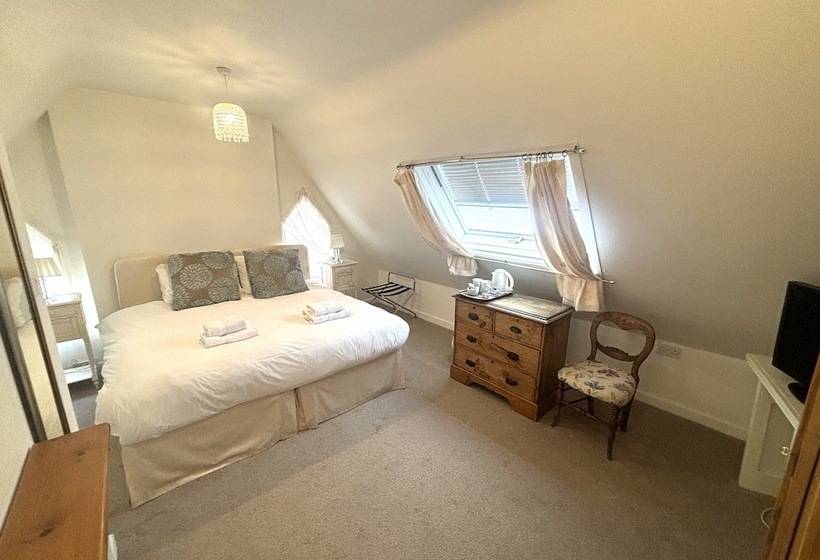 פנסיון Winter Dene Hotel Beachside