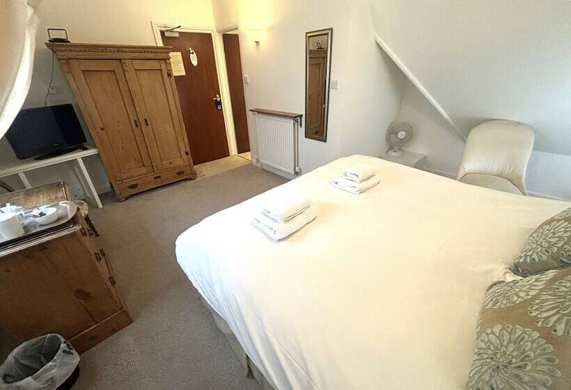 פנסיון Winter Dene Hotel Beachside