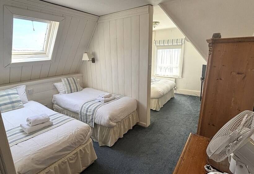 פנסיון Winter Dene Hotel Beachside