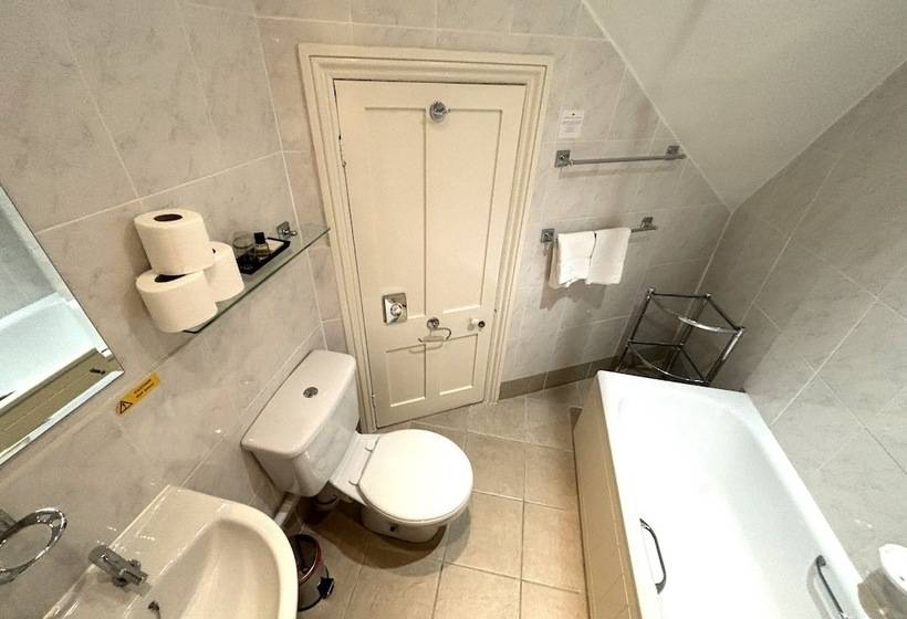 פנסיון Winter Dene Hotel Beachside