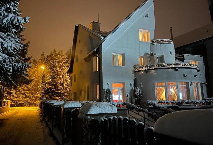 פנסיון Vila Diana   Poiana Brasov