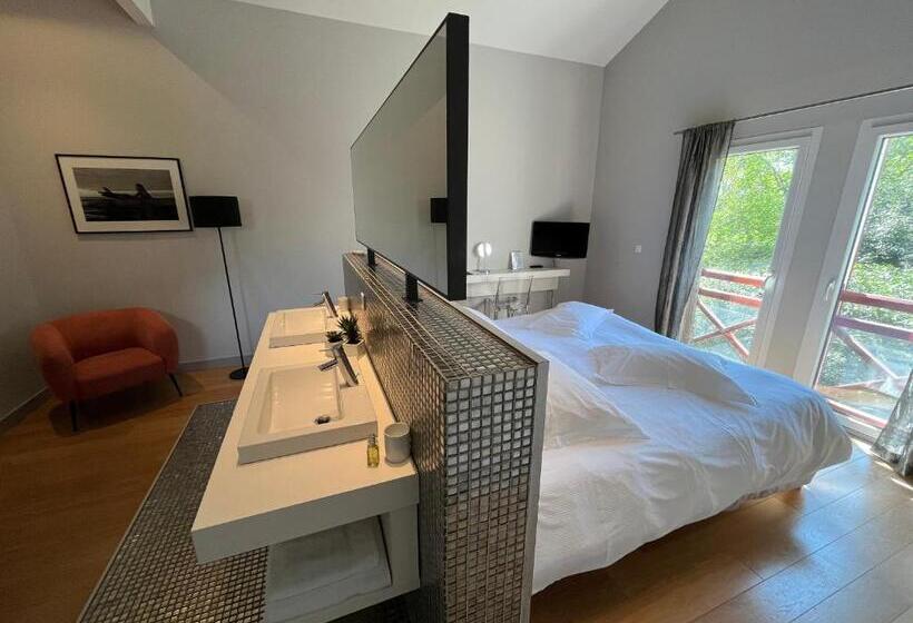 펜션 Lafitenia Resort