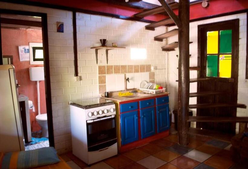 Praia Do Rosa Hostel