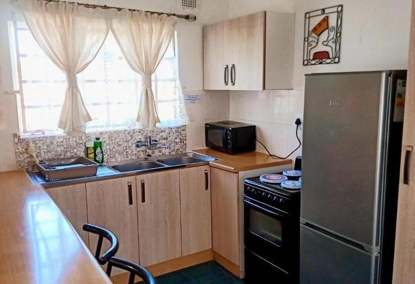 Queensburgh B&b Or Self Catering