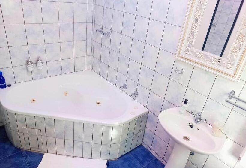 Queensburgh B&b Or Self Catering