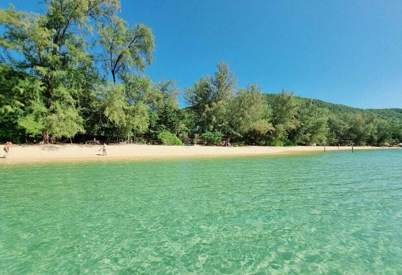 אתר נופש Sunboo Beach Bungalows