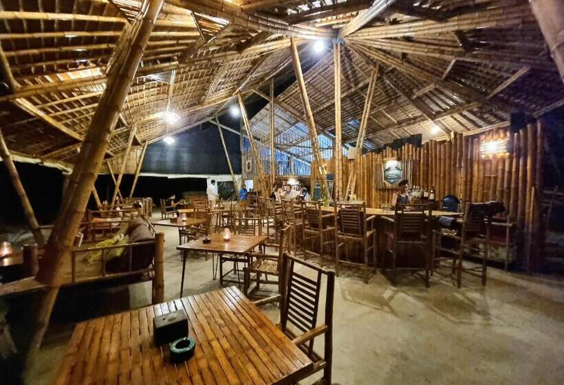 אתר נופש Sunboo Beach Bungalows