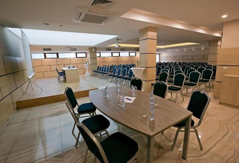 Royal Grand Hotel And Spa All Inclusive And Free Beach Accsess