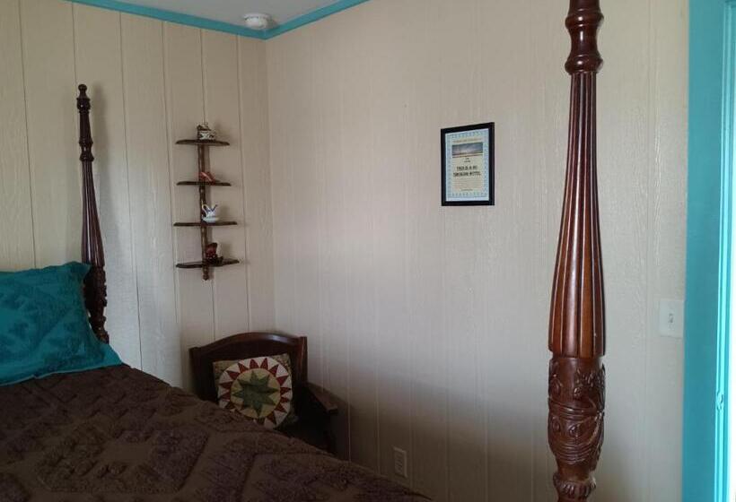 Tombstone Bordello Bed & Breakfast