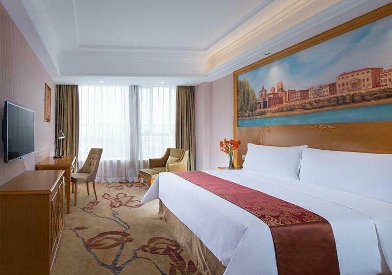 Vienna Hotel Foshan Lecong Furniture Mall