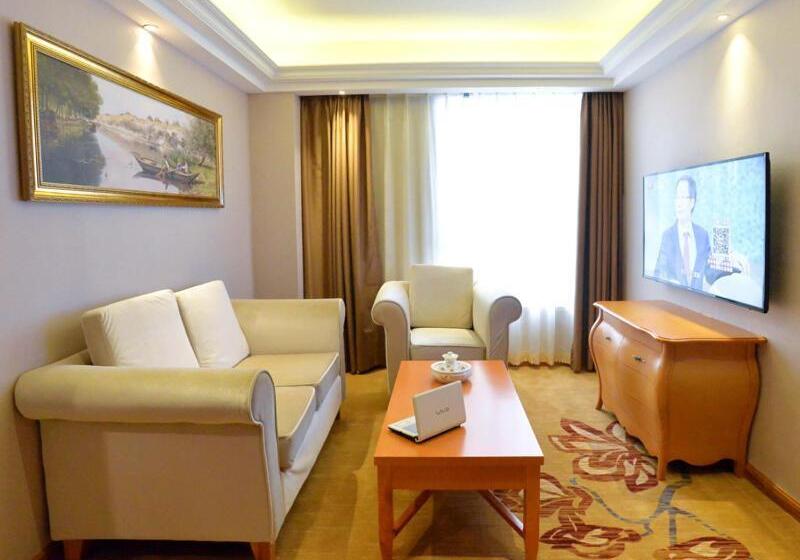 Vienna Hotel Shantou Chaoyang Mianxi Road