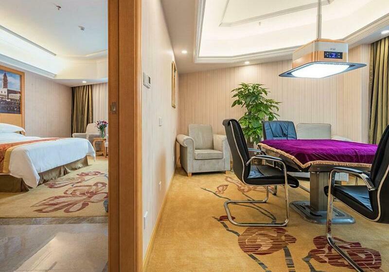 Vienna International Hotel Shenzhen Bantian Jihua Road Shangxue