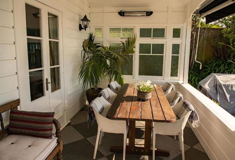 צימר Villa Victoria   Nelson