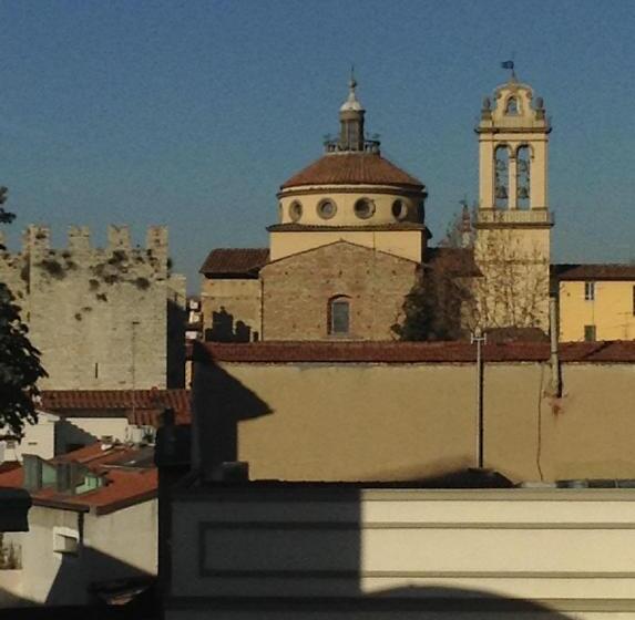 Accanto Al Centro B&b