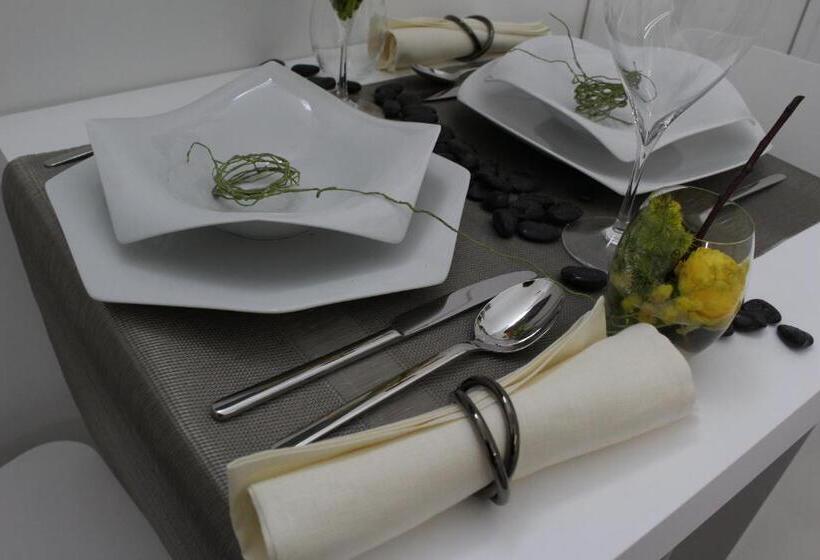 ベッドアンドブレックファースト Conte Max Rooms