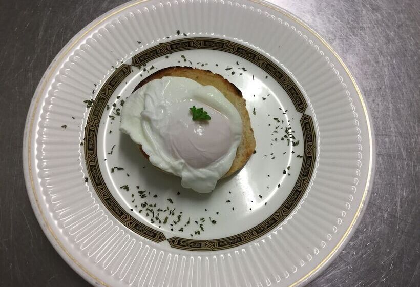 مبيت وإفطار Craigroyston House & Lodge