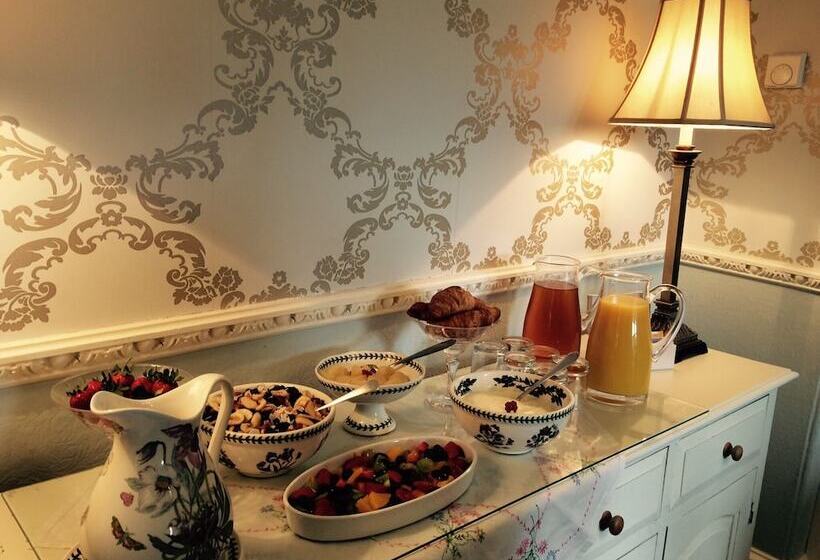 مبيت وإفطار Craigroyston House & Lodge