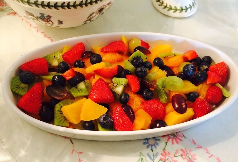 مبيت وإفطار Craigroyston House & Lodge