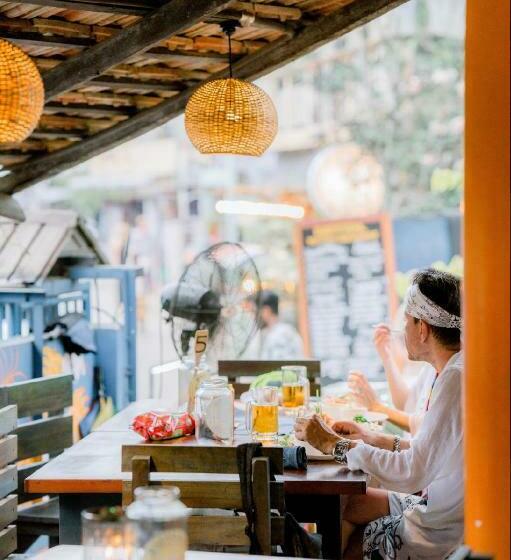 ベッドアンドブレックファースト Daffodil Restaurant & Holiday Resort