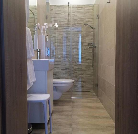 住宿加早餐 Erhardt Superior Rooms