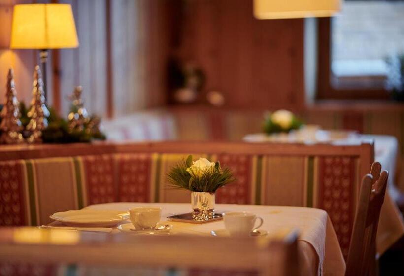 مبيت وإفطار Garni Schneider