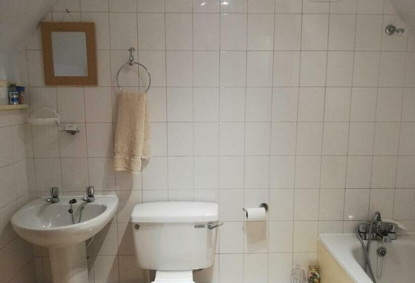 Bed and Breakfast Troy House