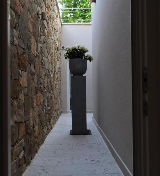 ベッドアンドブレックファースト Zeno Suites