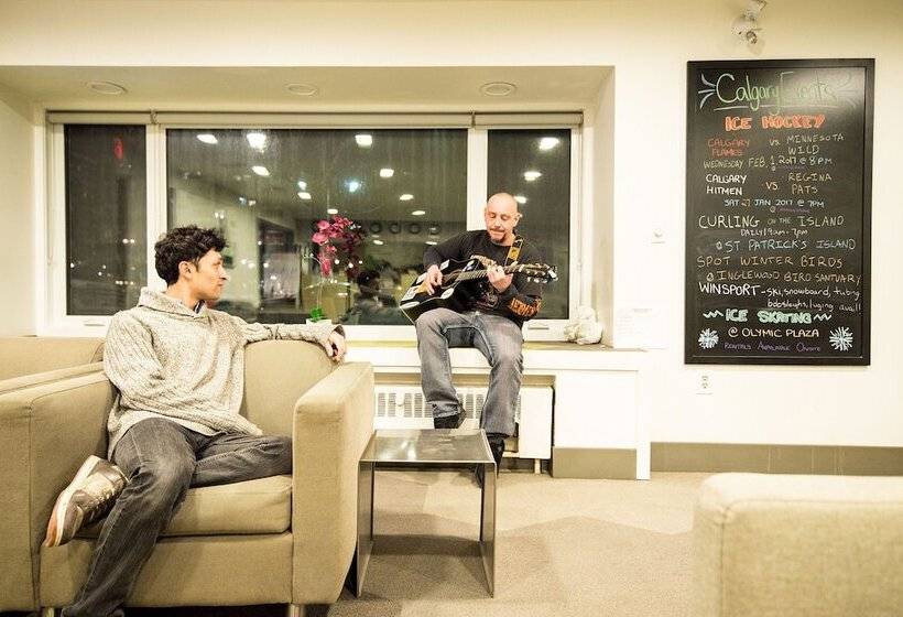 Hi Calgary City Centre   Hostel