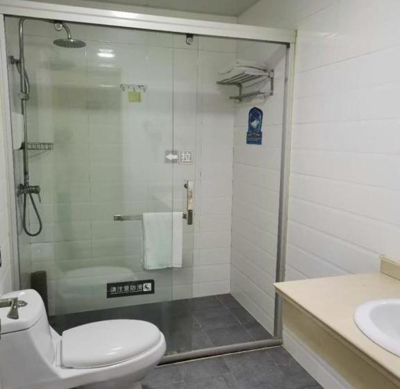 Отель 7days Inn Taicang East Shanghai Road Wanda Plaza