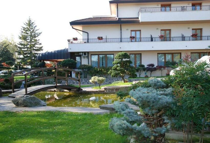 ホテル Al Giardino