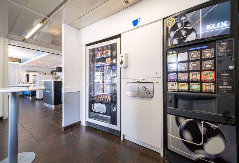 B&B Hotel Calais Terminal Cité l'Europe 2 étoiles