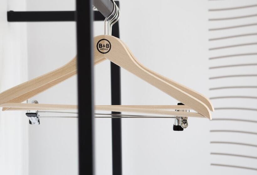 B&B Hotel Calais Terminal Cité l'Europe 2 étoiles