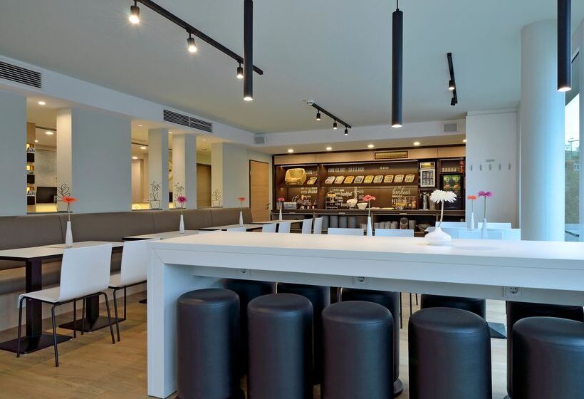 B&b Hotel Würzburg City