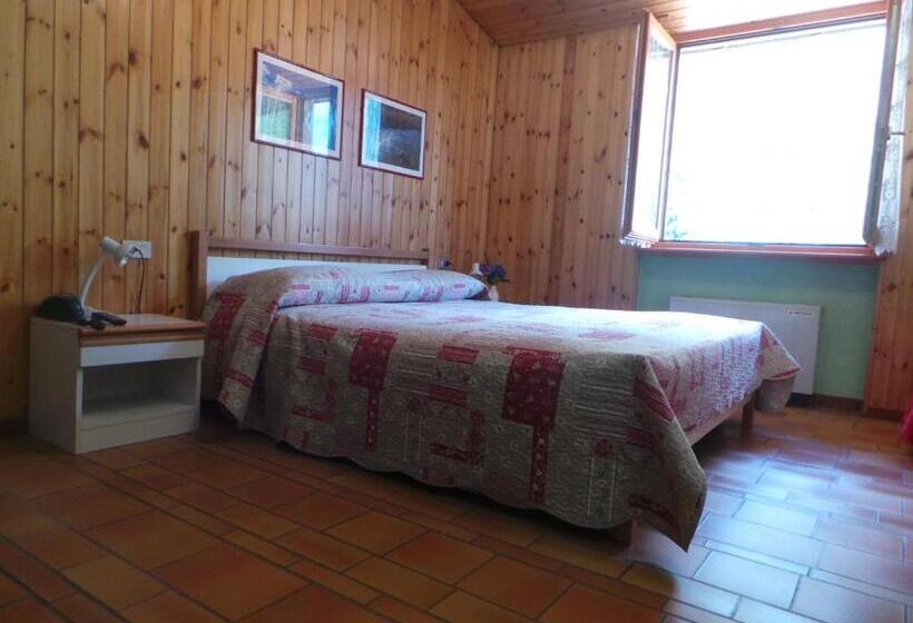 בית מלון כפרי Corona