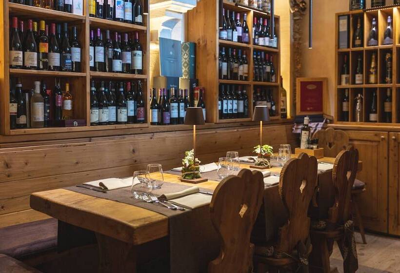 فندق Europa Residence