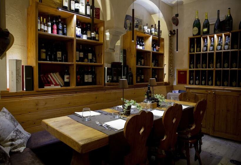 فندق Europa Residence