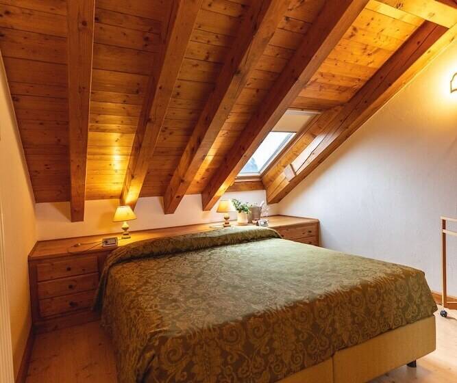 فندق Europa Residence