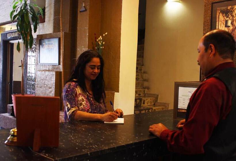 ホテル Flamingo Kristal