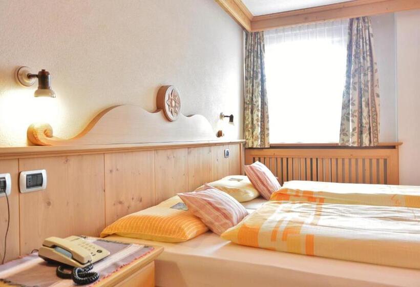 酒店 Garnì Al Plan