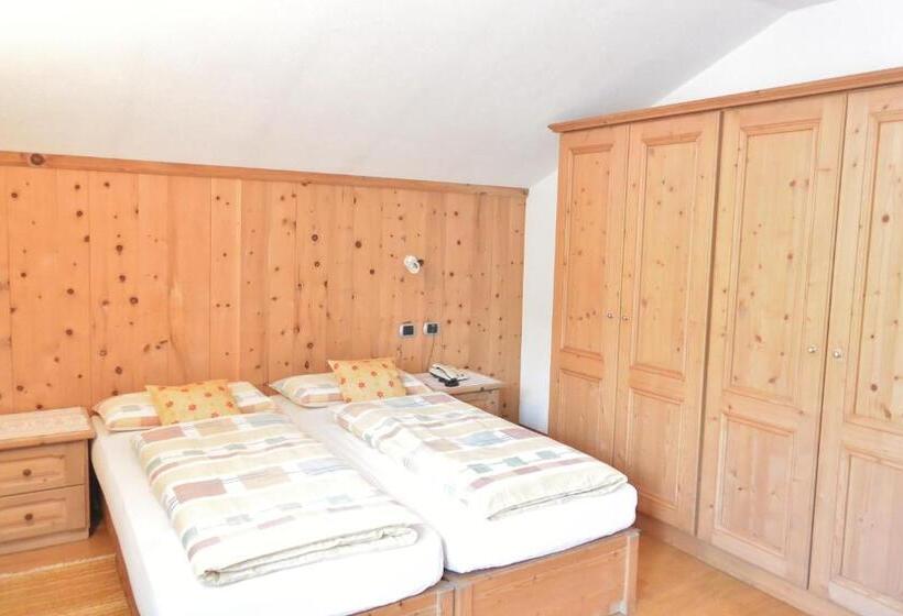 酒店 Garnì Al Plan