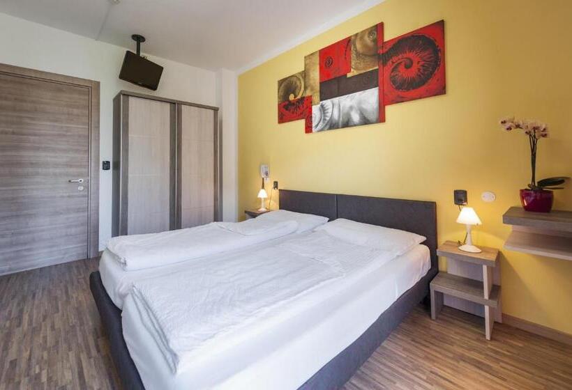 فندق Garni Ischia