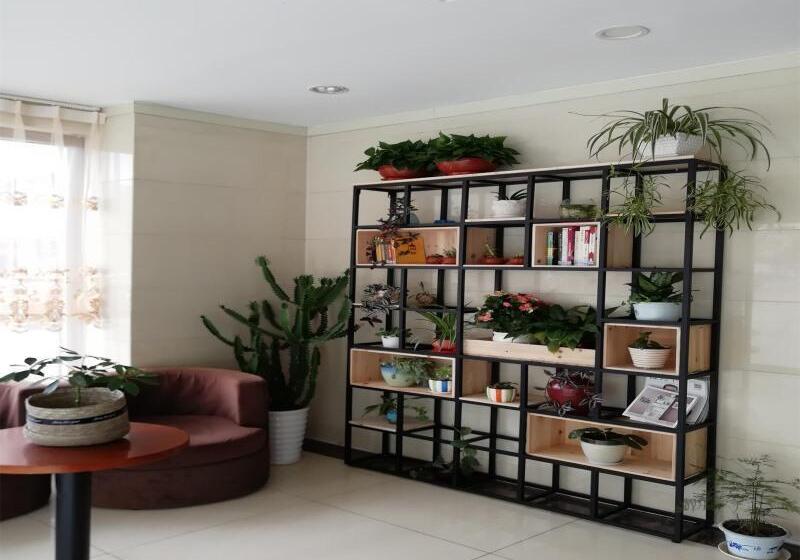 Отель Greentree Inn Shandong Rizhao University City Express