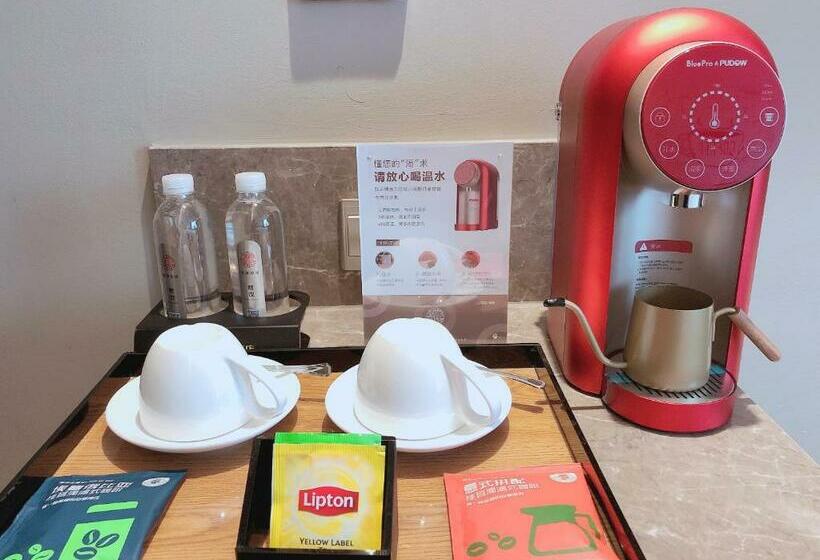 فندق Home Inn Plus Lanzhou Zhangye Road Pedestrain Street