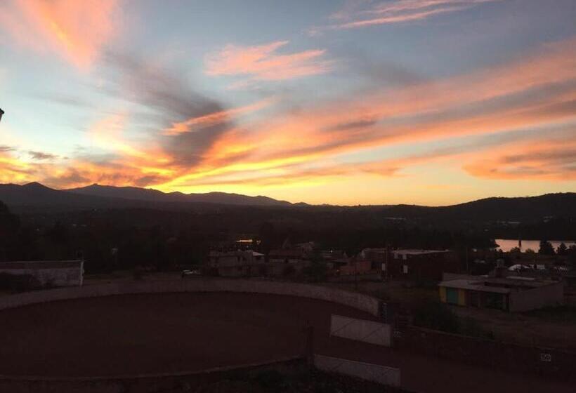 فندق Lienzo Charro 1