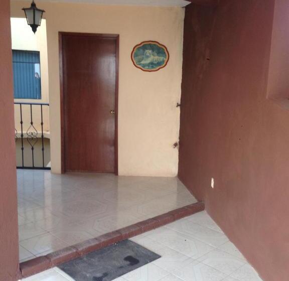 فندق Lienzo Charro 1