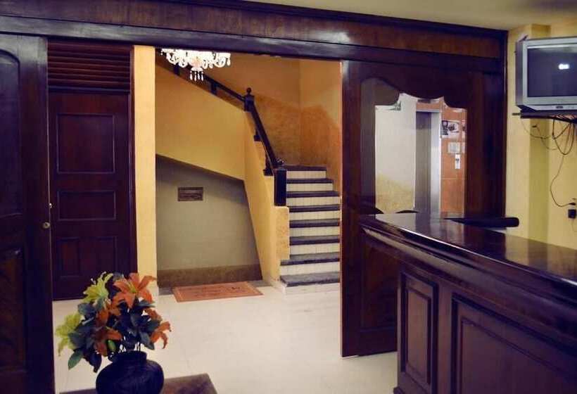 Отель Posada Del Marqués