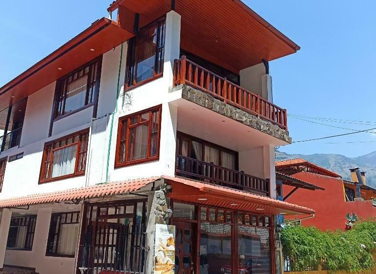 בית מלון כפרי Posada J