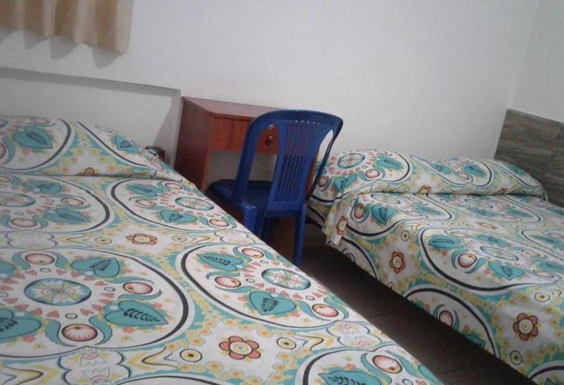 فندق Real Pólux