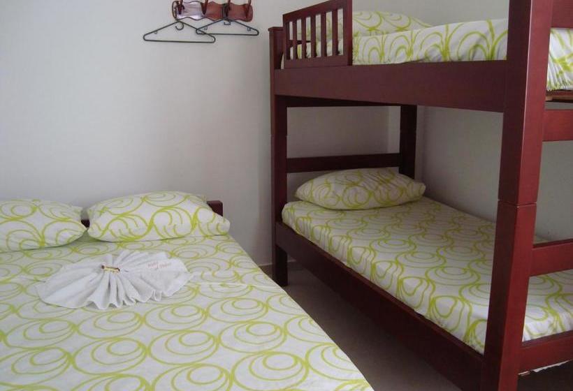 فندق Real Pólux