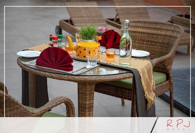 Rpj Hotel Rajkot
